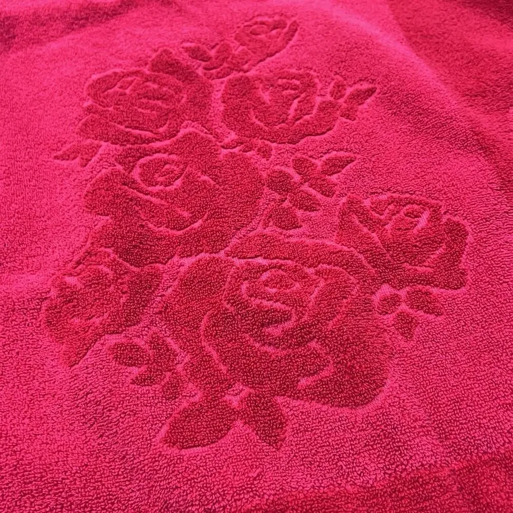 2 Vintage Cannon Monticello Red Rose Floral Sculptured Cotton Bath Towel 24x42